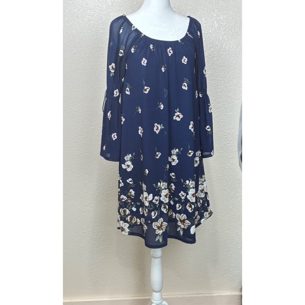 Serenity Swing Raglan‎ Neckline Fairy Sleeve  Soft Whimsical Floral Lined Size S